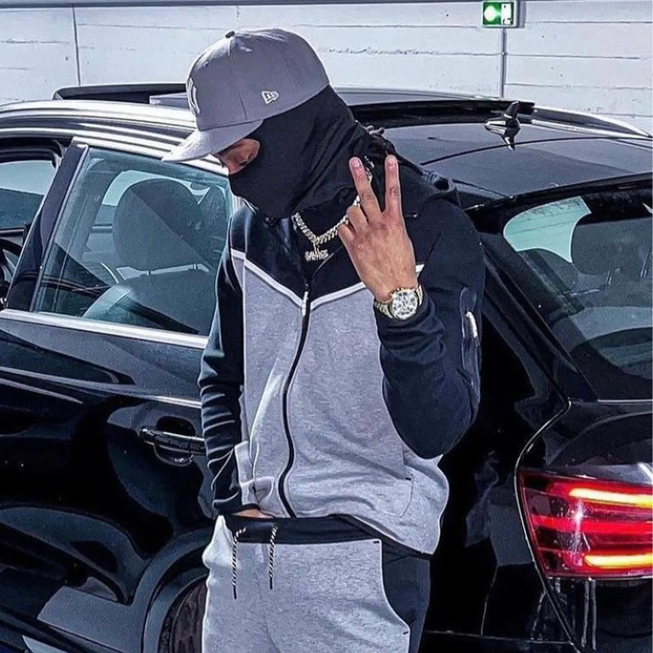 Tech fleece Black/Grey パンツ