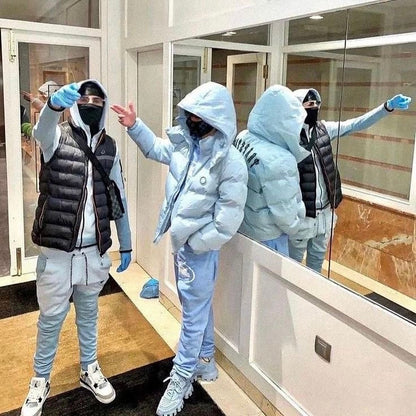 TRAPSTAR ダウンジャケット　BABY BLUE
