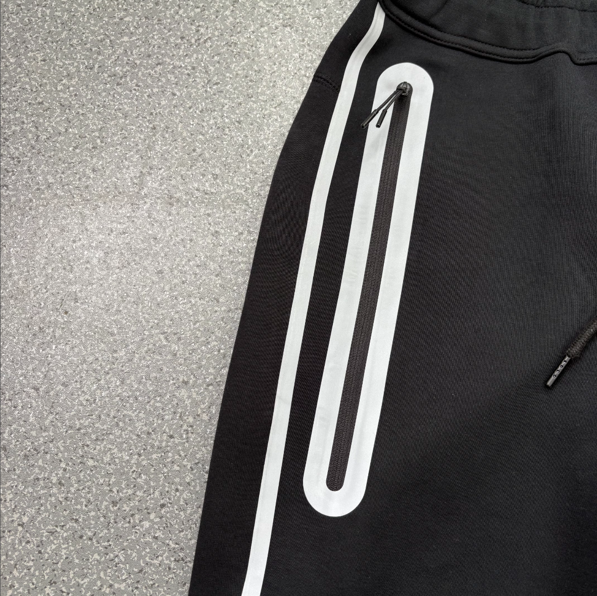 Techfleece パーカー