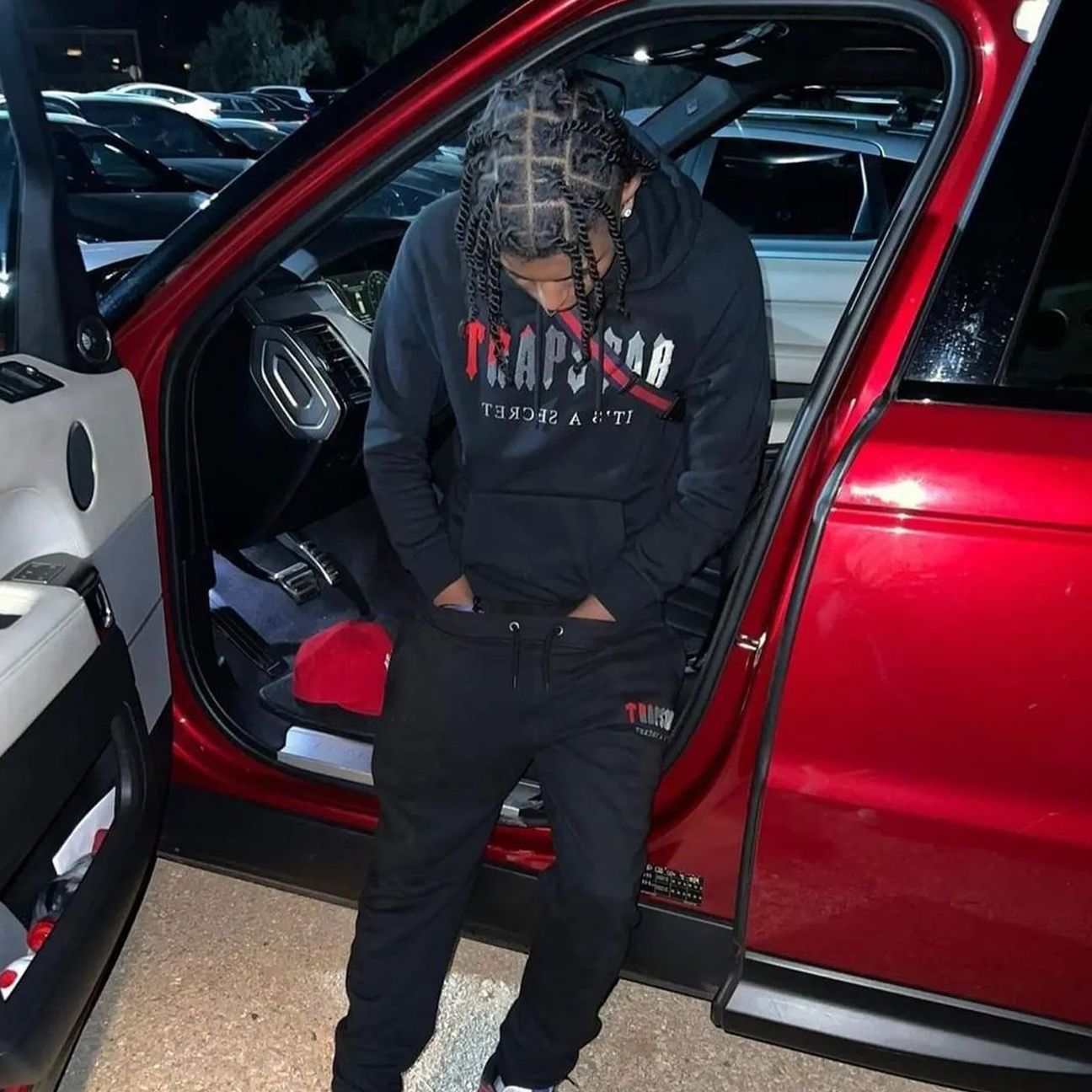 TRAPSTAR スウェットパンツ　Black/Red