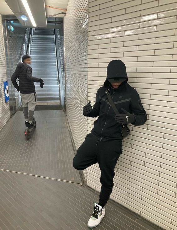 Tech fleece Black パンツ
