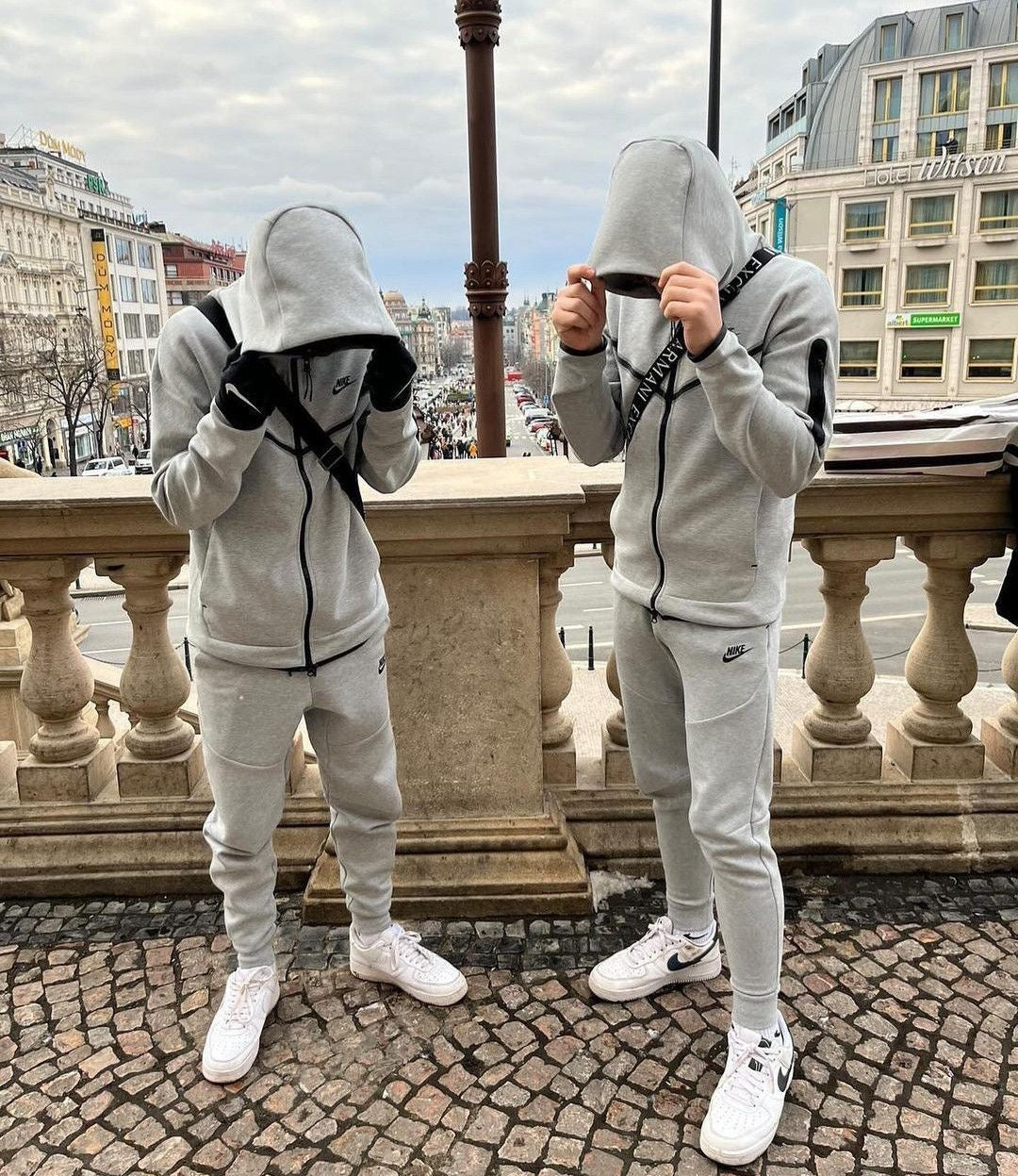 Tech fleece Grey パンツ